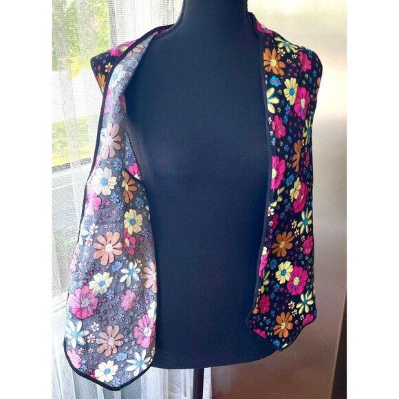Vintage hippie vest, black, yellow, orange, hot pink crazy daisies, flower power - Picture 10 of 10
